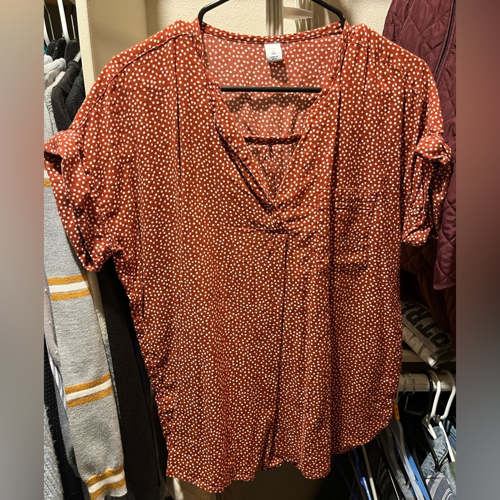 Rust orange v neck blouse/ Size Small tall/ Old Navy